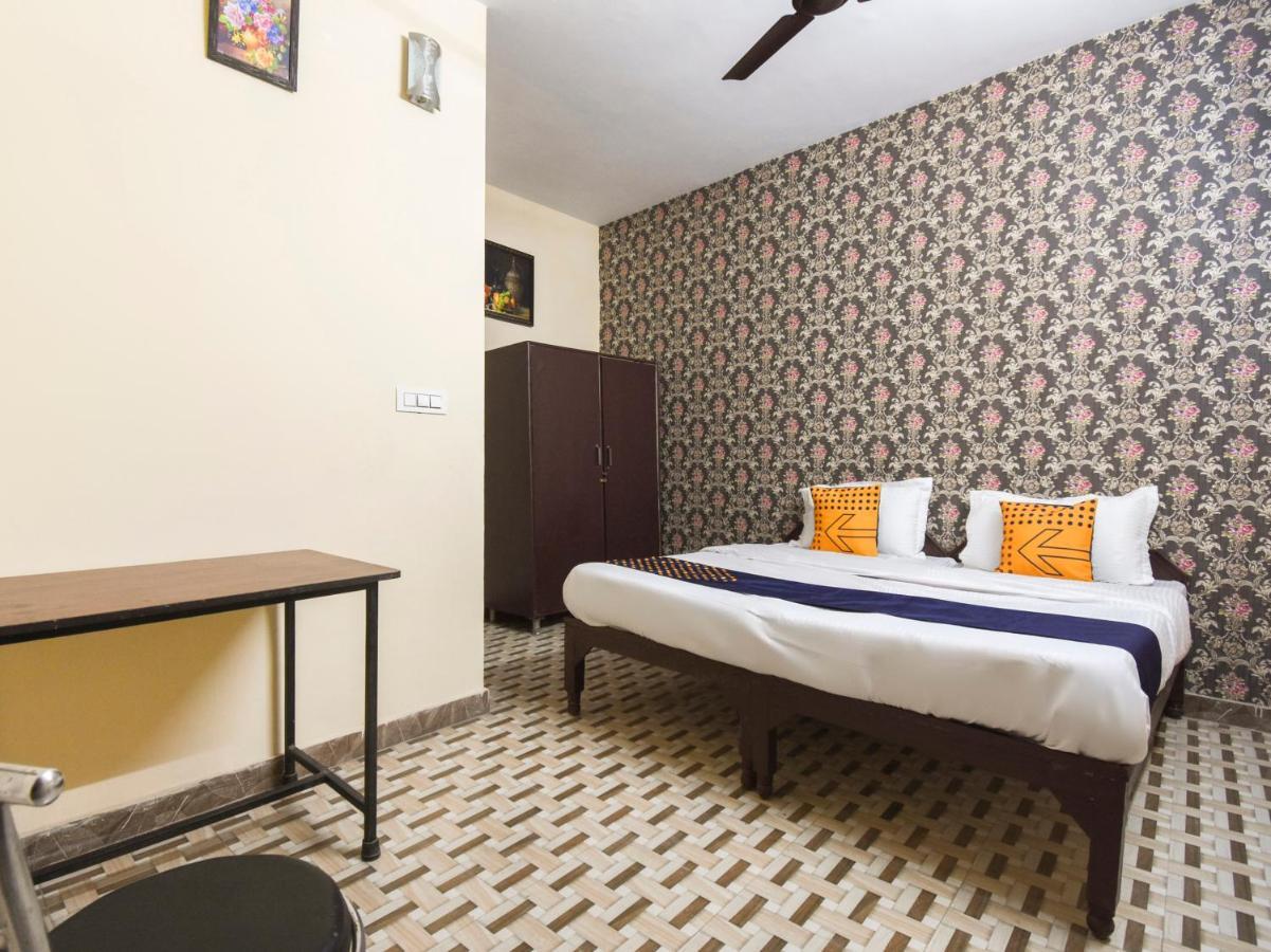 Spot On 70295 Sky Inn Jalandhar Exterior photo