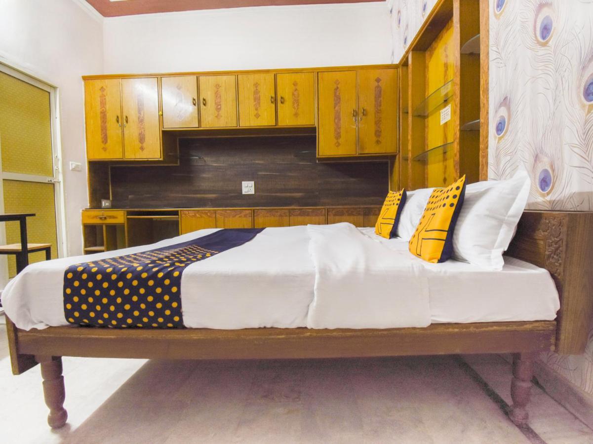 Spot On 70295 Sky Inn Jalandhar Exterior photo