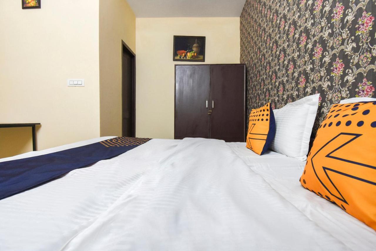 Spot On 70295 Sky Inn Jalandhar Exterior photo