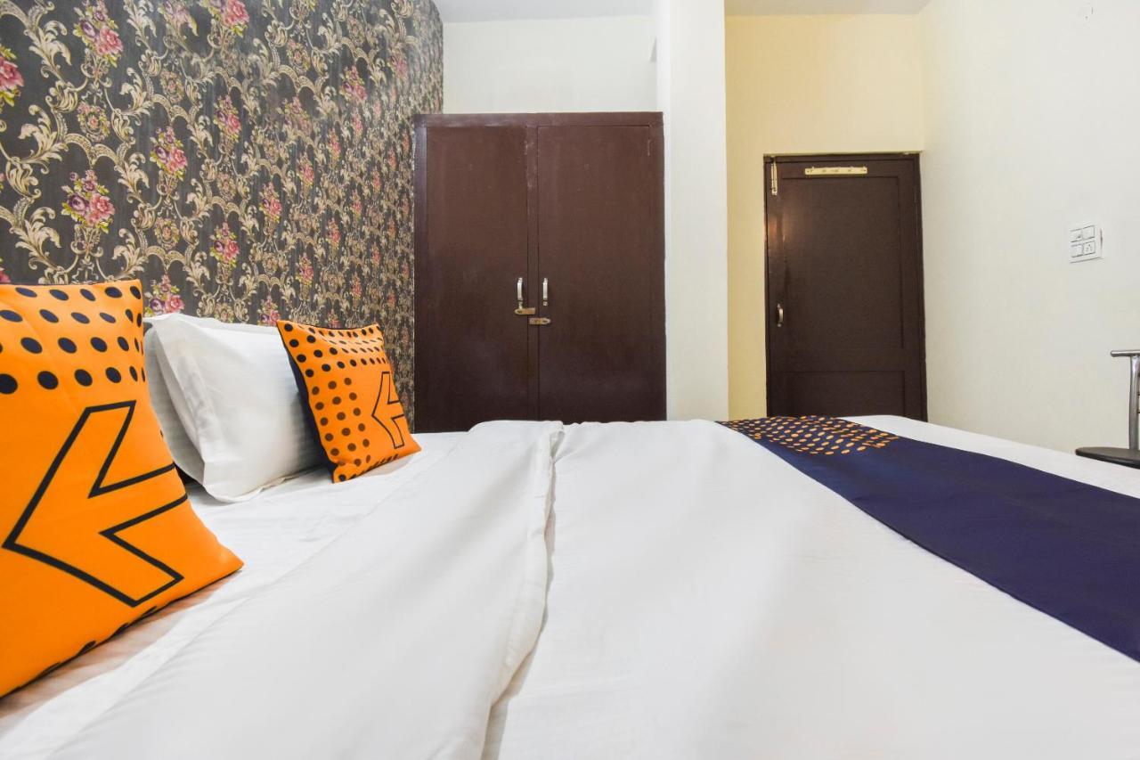 Spot On 70295 Sky Inn Jalandhar Exterior photo