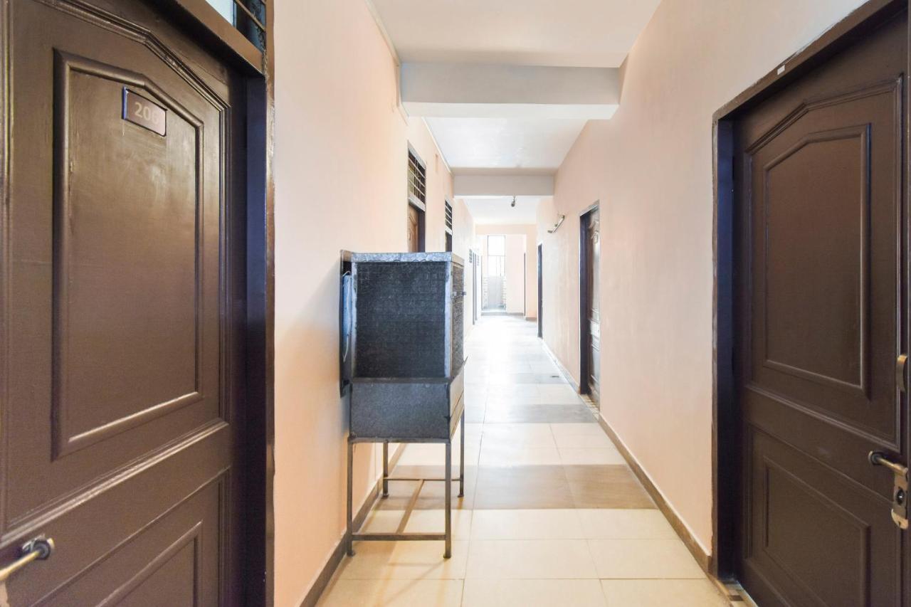 Spot On 70295 Sky Inn Jalandhar Exterior photo